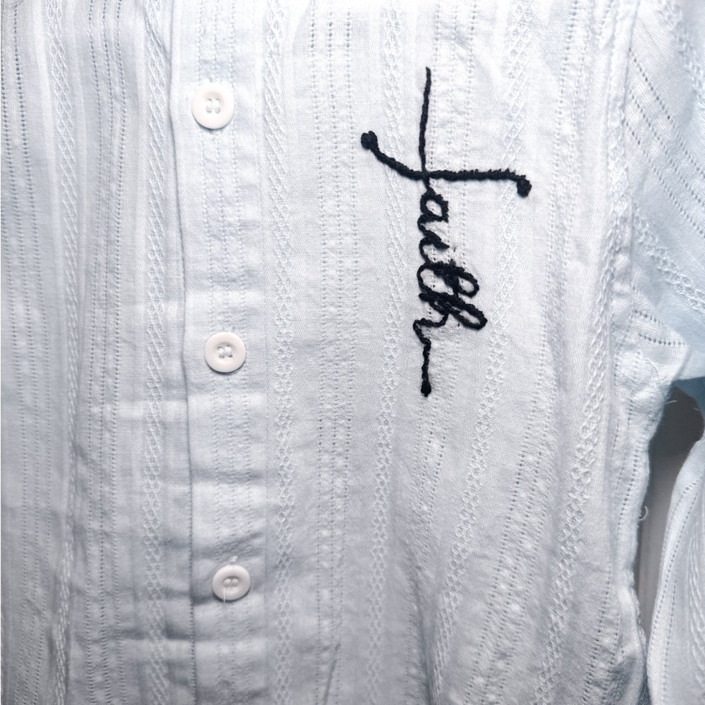 NWT Brynn + Bradley Boy’s “Faith” Hand Embroidered Linen Button Down Shirt - Picture 2 of 3
